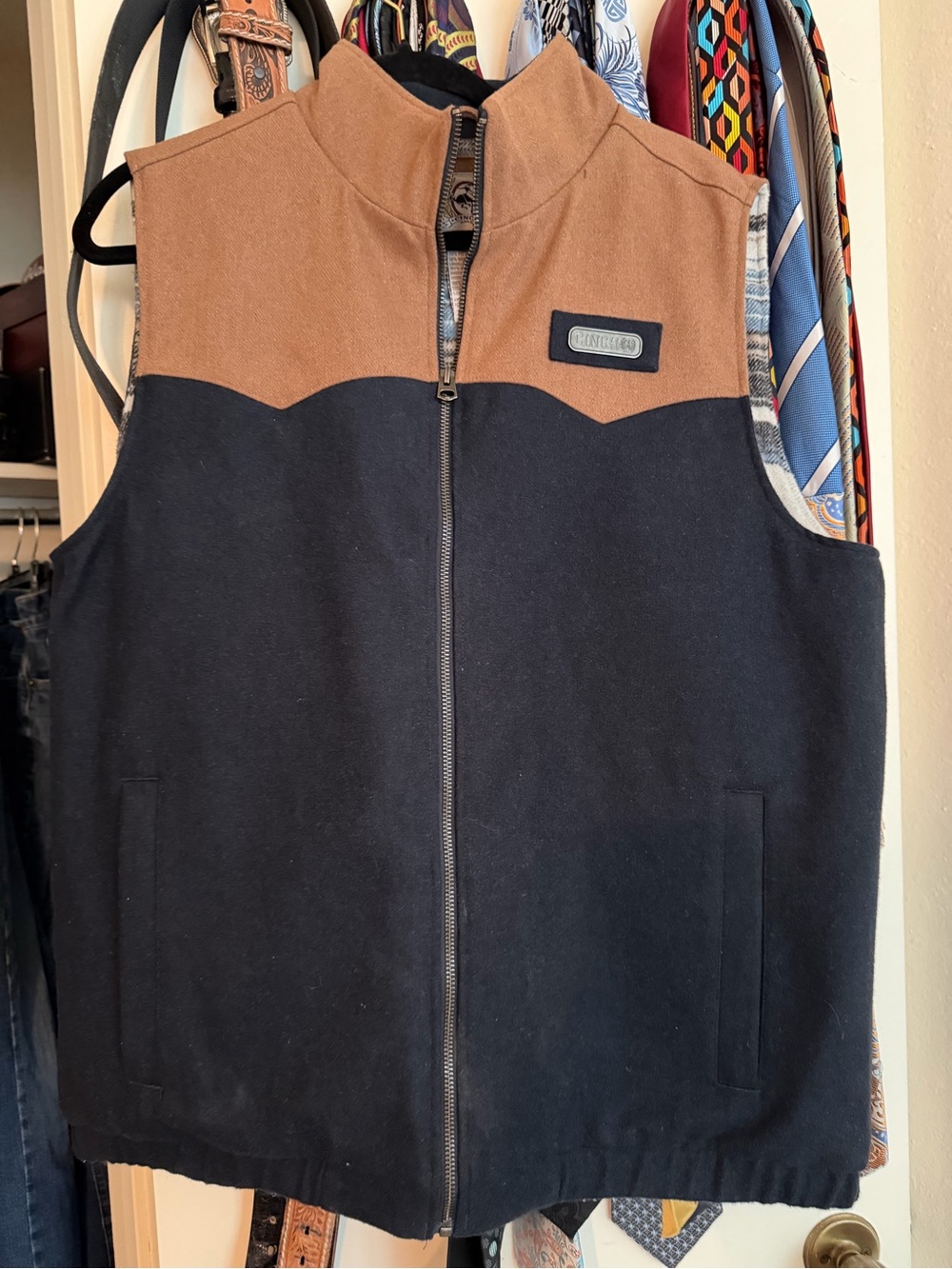 Cinch Two-Tone Brown and Black Zip Vest
